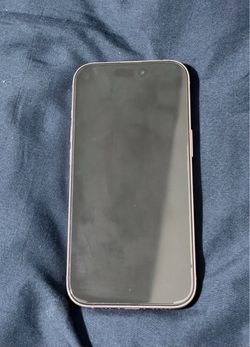 iPhone 15  Pink 128 GB