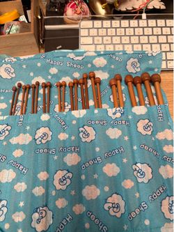 Knitting needles