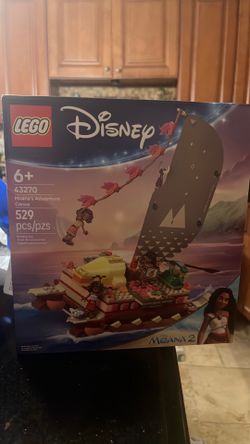 LEGO Moana’s Adventure Canoe