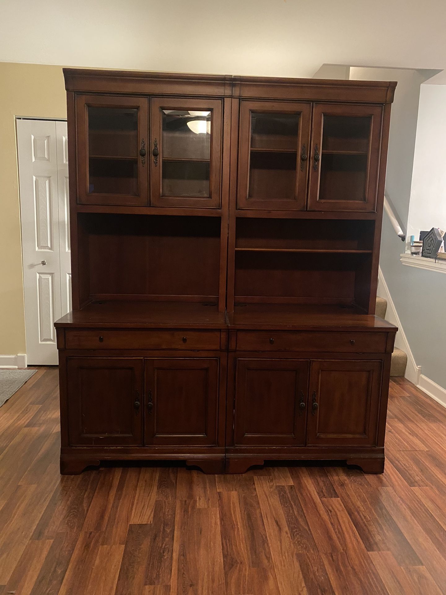 Desk/Hutch