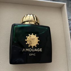 Amouage Woman’s high End Brand Perfume 