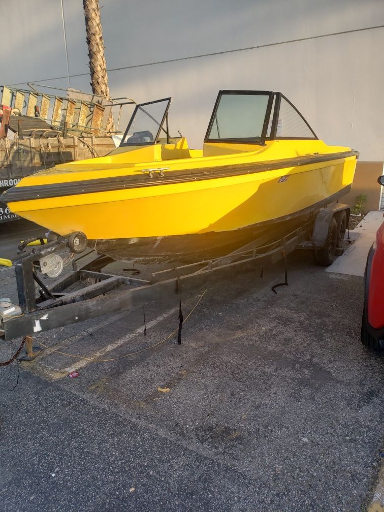 23ft bowrider Project jet drive boat