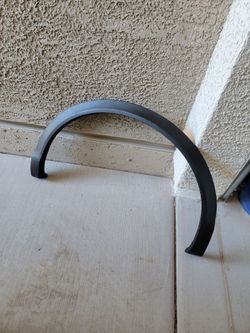 Fender front right. Nissan rogue