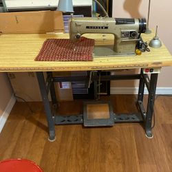 Commercial Consew Sewing Machine 