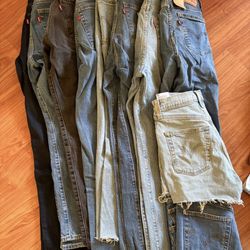 Levis Jeans, Levi’s Shorts, Nike Leggings, North Face Sweats