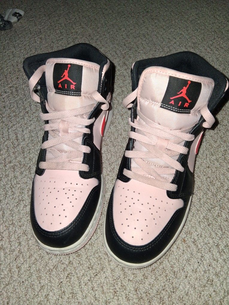 Nike AIR JORDAN 1 Mid Girls 7y