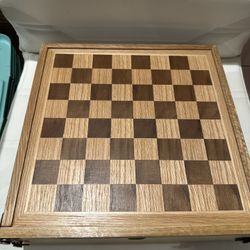 Backgammon Wood Flip Game Board Set: Checkers-Cards-Poker Chips, VTG