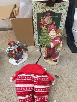 Christmas Santa Claus Figurines and decor