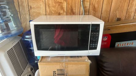 Insignia microwave