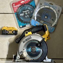 Dewalt DCS393 circular saw With Battery & SawBlades