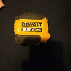 Dealt Tape Measure 