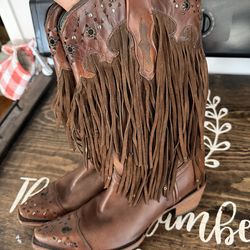 Corral fringe cowboy boots