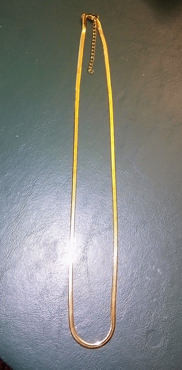 New Fade Resistant Gold Color Herring Bone Necklace Sz 19 1/2" w/ 1 1/2 "Extension Cash