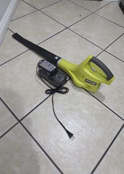 Ryobi 18V LEAF BLOWER With Battery And Charger