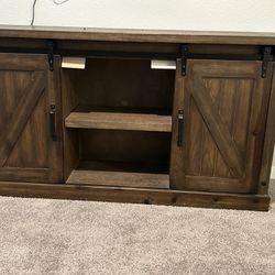 Tv Stand / Hutch