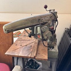 Dewalt Radial Arm Saw