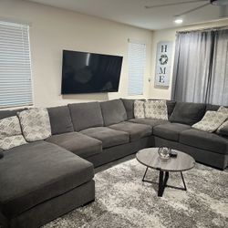 Sectional $700.00 OBO