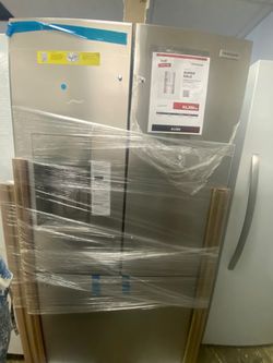 Frigidaire FRFS2823AS Refrigerator