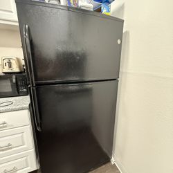 Refrigerator For Sale 