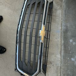 2020 Chevy Traverse Grill