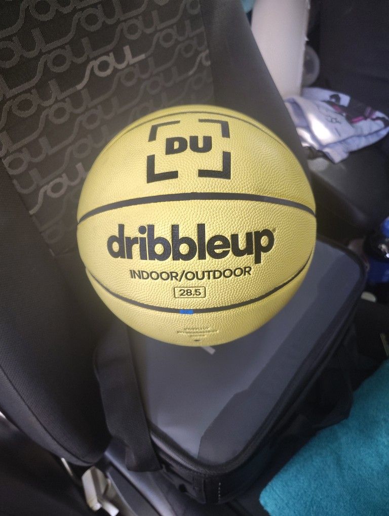 Dribble Up Basketball 28.5