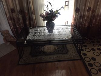 Caffe table and two end table