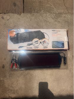 SOLAR BATTERY CHARGER
