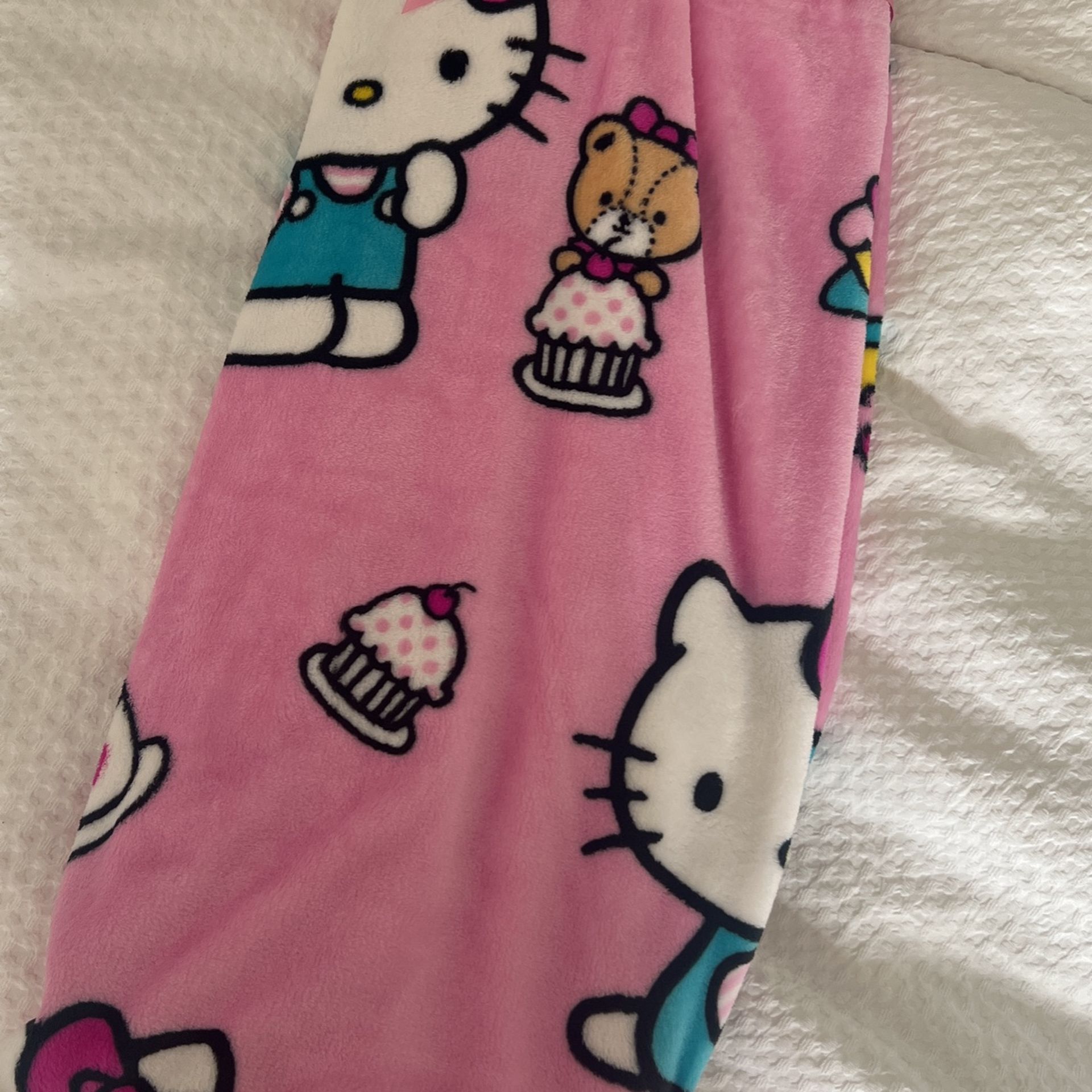 Hello Kitty Blanket 