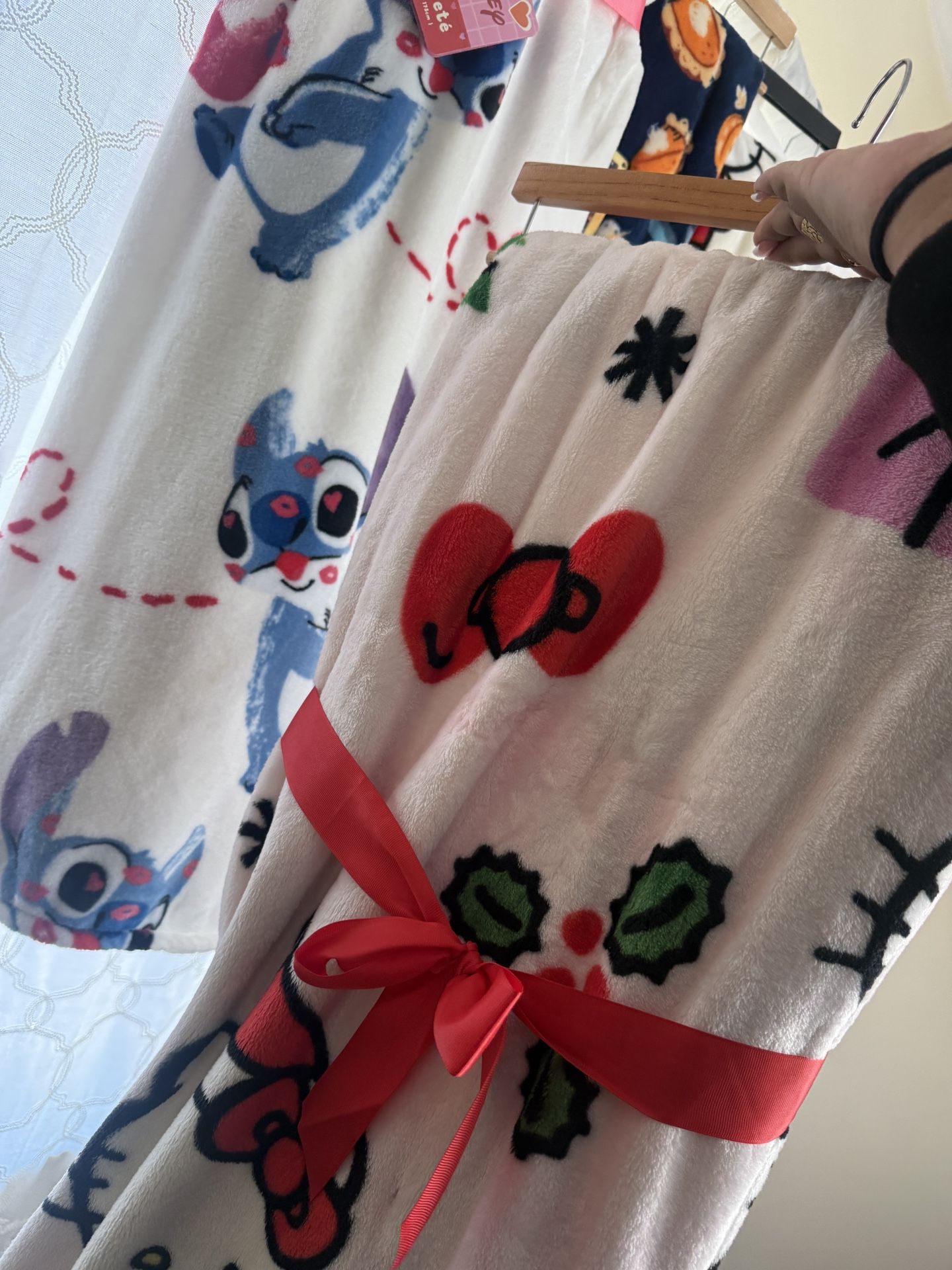 HK Christmas Blanket💗