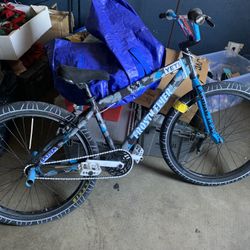 Blocks Flyer Se Bike