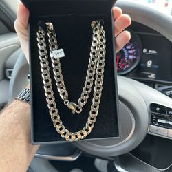 CUBAN LINK GOLD CHAIN 
