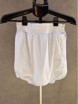 Lululemon skirt with shorts size 6 long