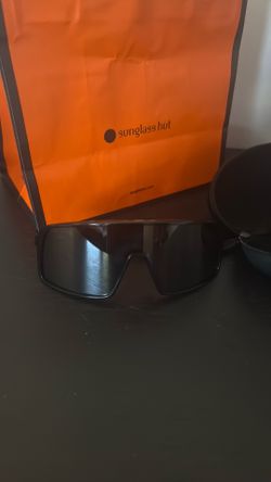 Oakley sun glasses