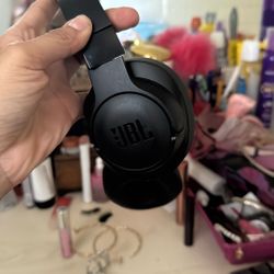 JBL Wireless Bluetooth Headphones