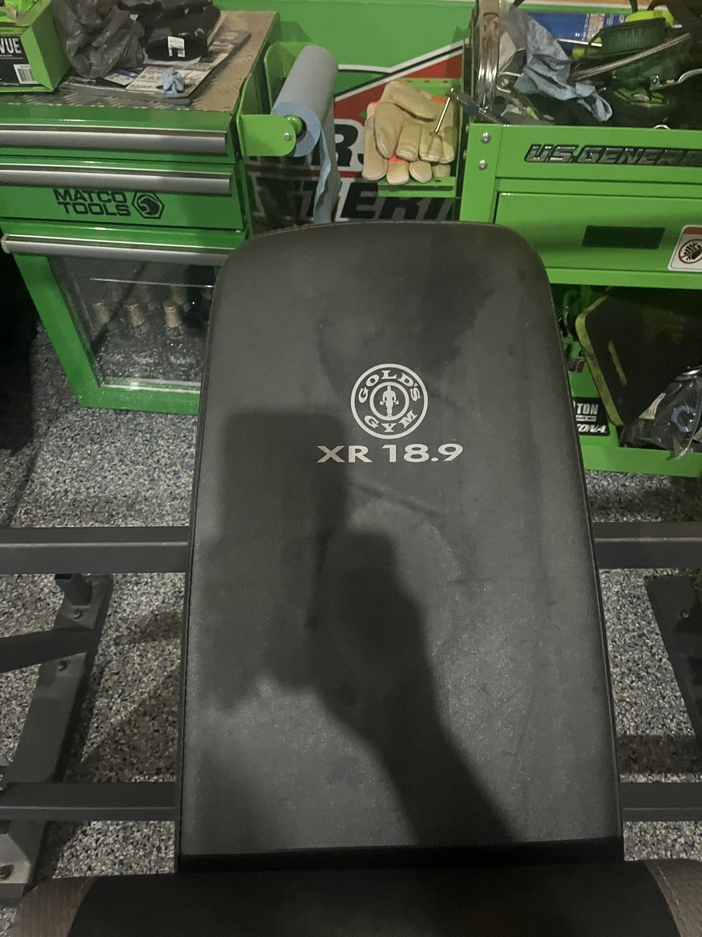 Gold’s Gym Weight Bench