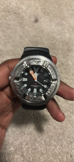 Citizen Professional Diver's 300M Watch
