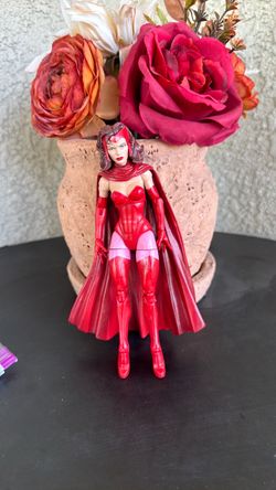 Marvel legends Scarlett witch