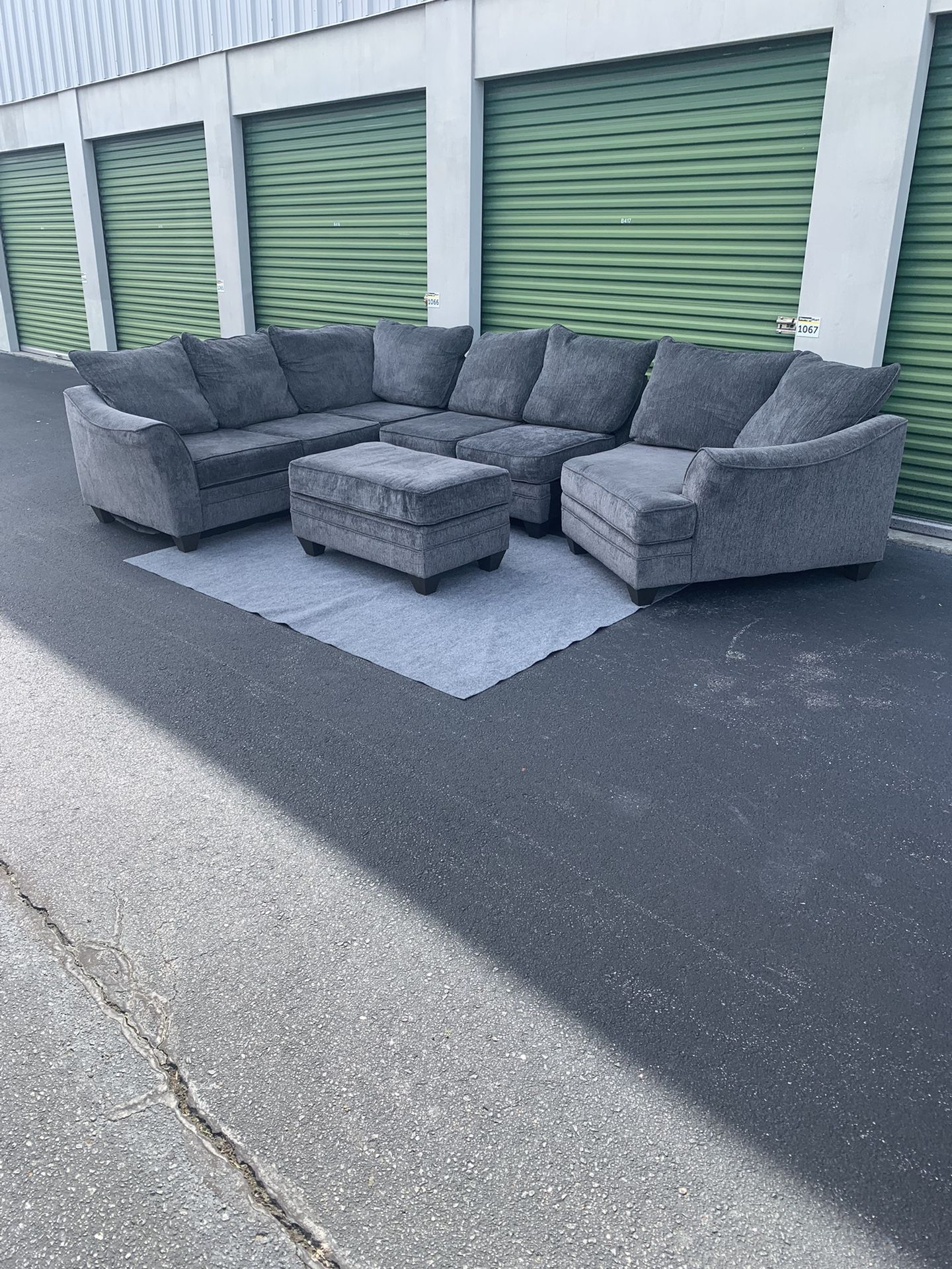 Grey Sectional Couch Set Local Delivery 🚚 💨