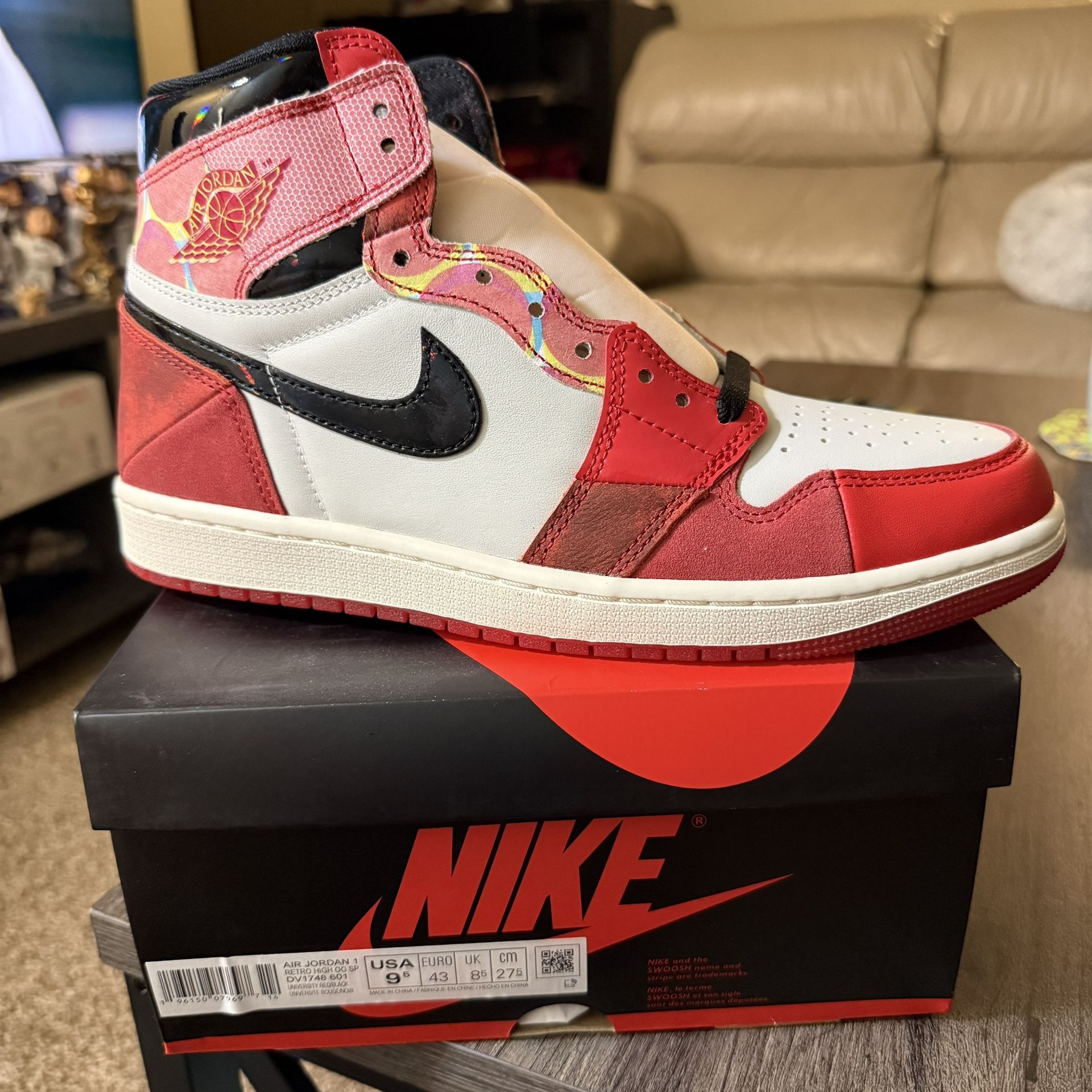 Jordan 1 Retro High OG. Spider Man Across The Spider Verse. Size 