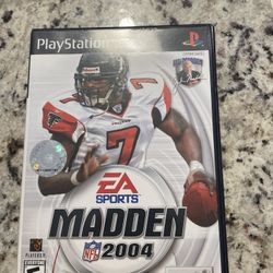 MADDEN 04 PS2