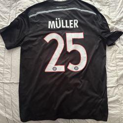 Bayern Munich Jersey Muller