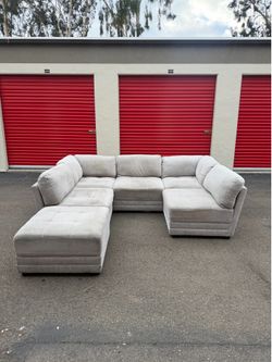 Light Grey 5 Piece U Shape Sectional Sofa With Ottoman