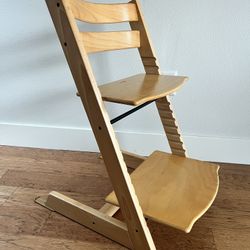 Stokke Tripp Trapp Adjustable Child High Chair
