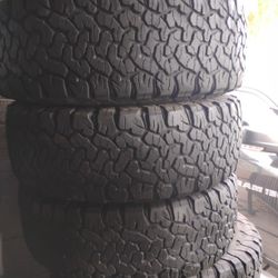 New Set Of BFG All Terrain Tires 265 70 17 