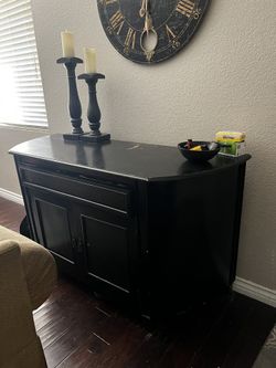 Black Hutch/ Buffet