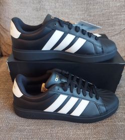 Size 9.5 Men's - Brand New Adidas Streettalk Shoes
