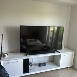 TV STAND 