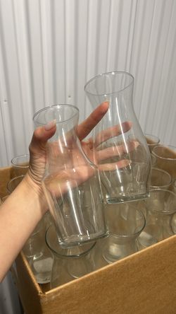 47 Small glass vases