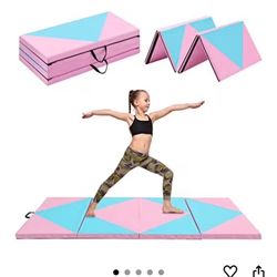 Foldable gymnastics mat - Like NEW