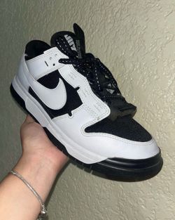 Size 9 - Nike Air Dunk Jumbo Reverse Panda